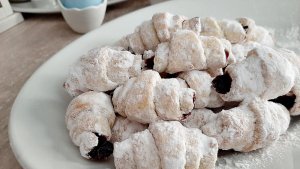 Cornulete fragede cu osanza