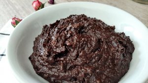 Crema economica cu nuca si cacao